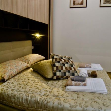Central Lepetit Apartment De Luxe Milano Dış mekan fotoğraf